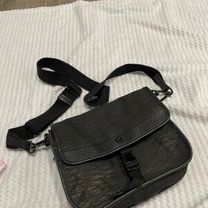 lululemon athletica Black Crossbody Messenger Bag
